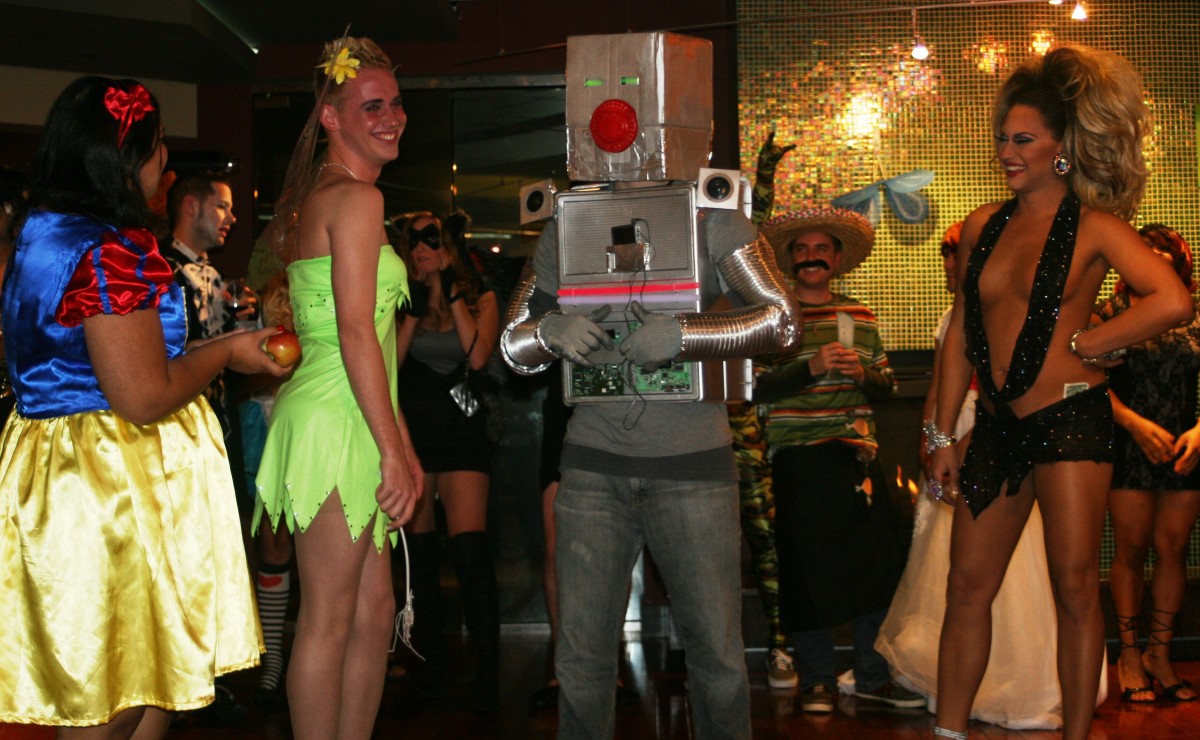 fairfax pride - fairy tale halloween, oct 30, 2011 131.jpg
