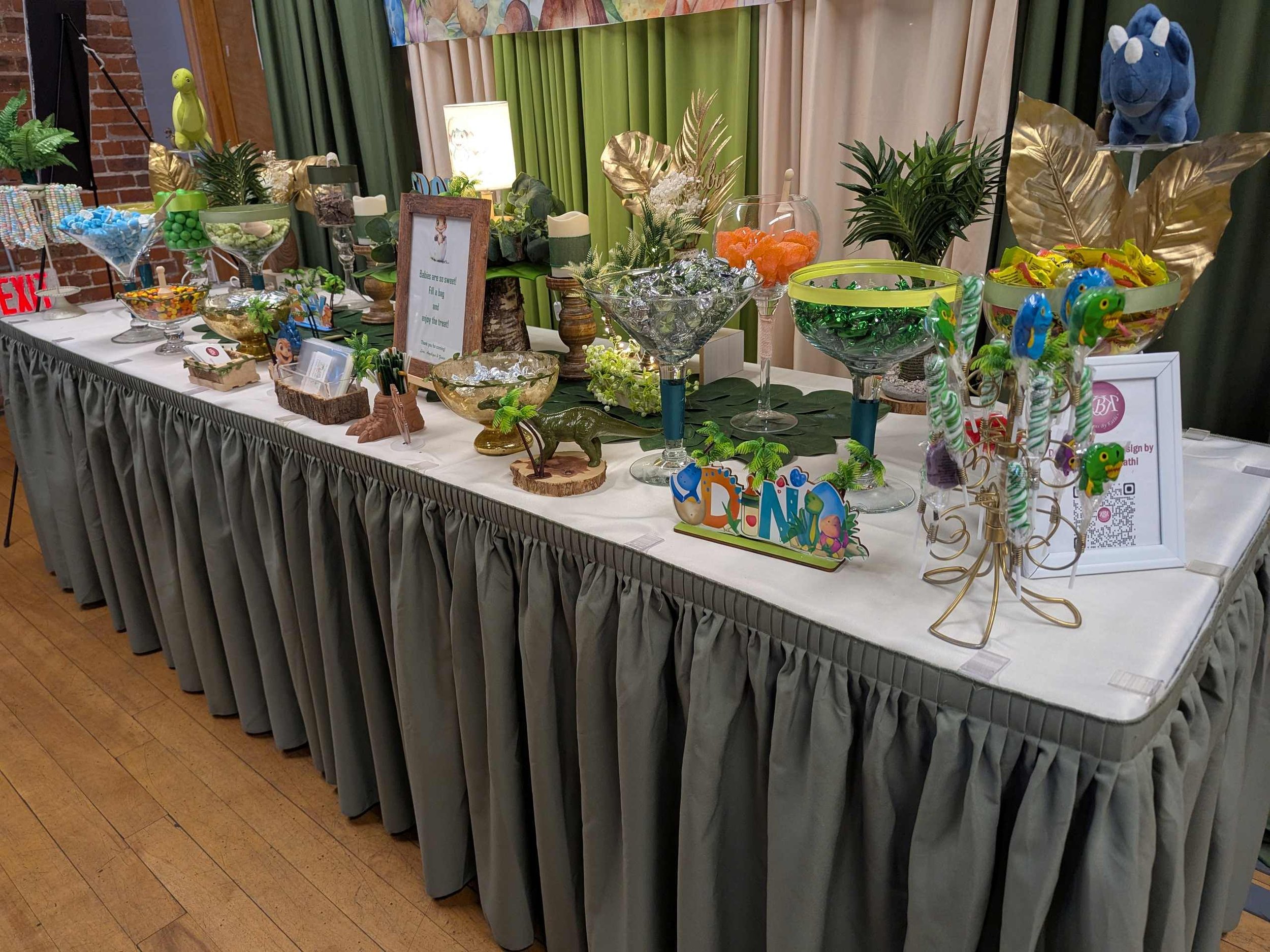 Kreations_by_kathi_dino_baby_shower 25.jpg