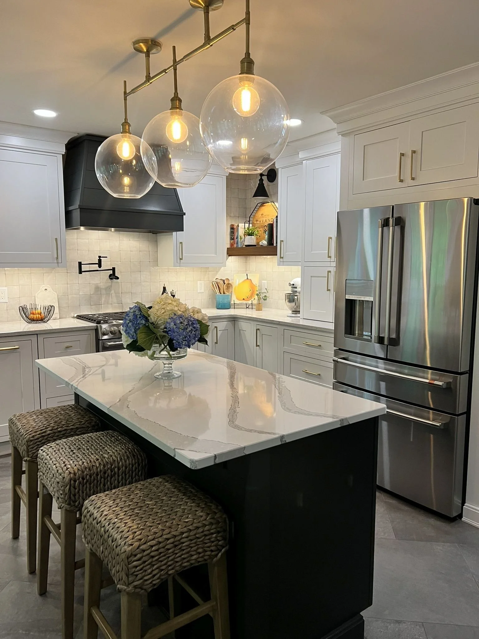 iDesign Kitchen - 01 - Project L - Dayton.jpg