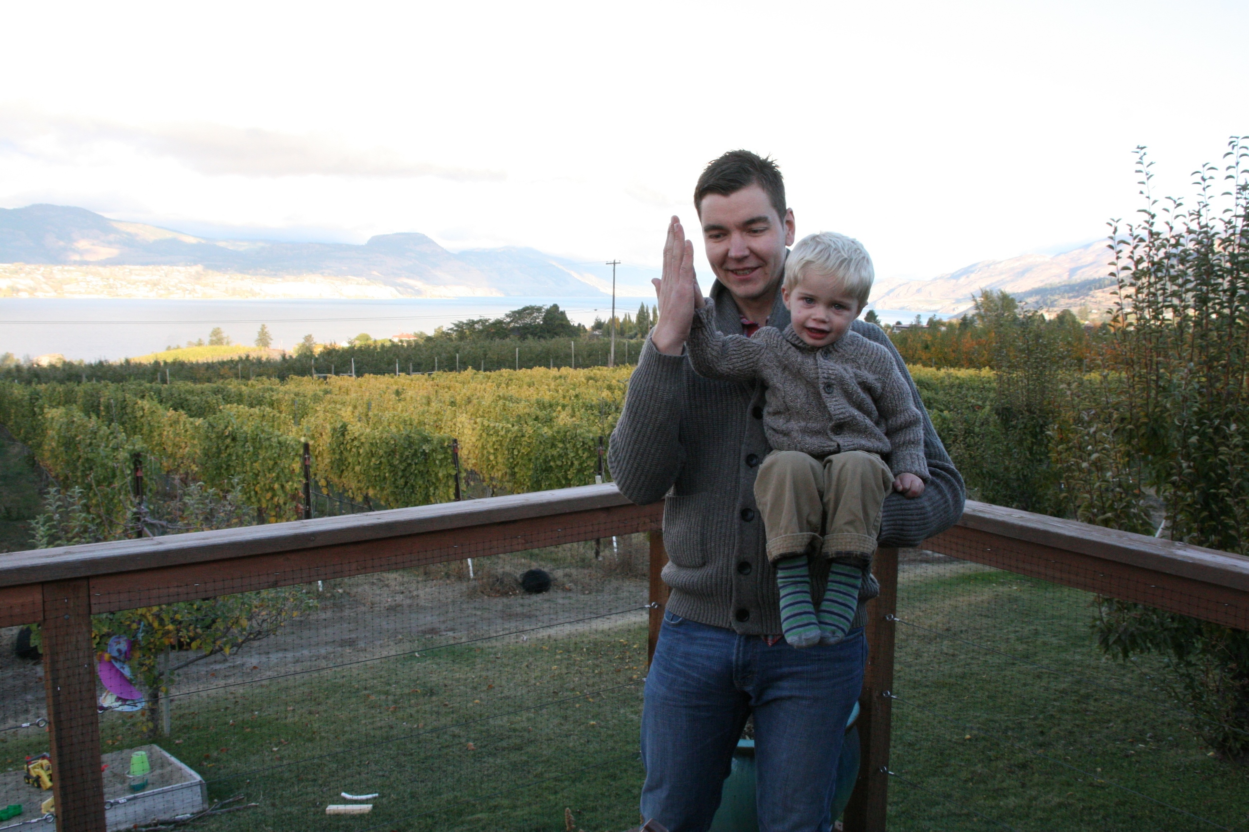 Hi-5's and grey shawl collared sweaters are in with the lads at Joie.