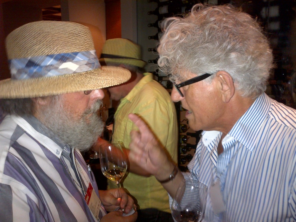  Jacques Lardiere of Louis Jadot giving some seemingly stern Chardonnay advice to Stratus'    J-L Groux. &nbsp; 