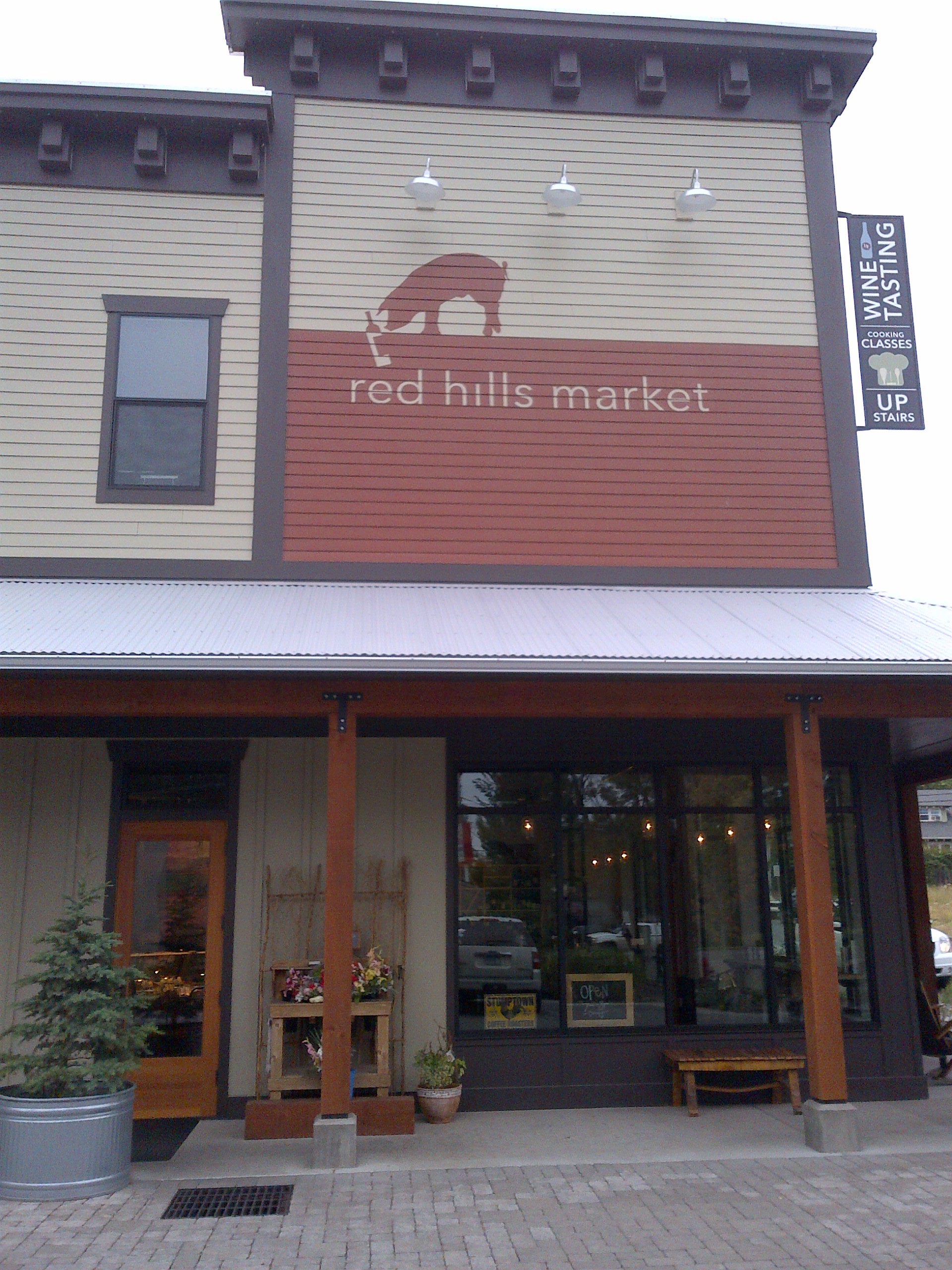 Best coffee in the valley: Red Hills Market, Dundee.