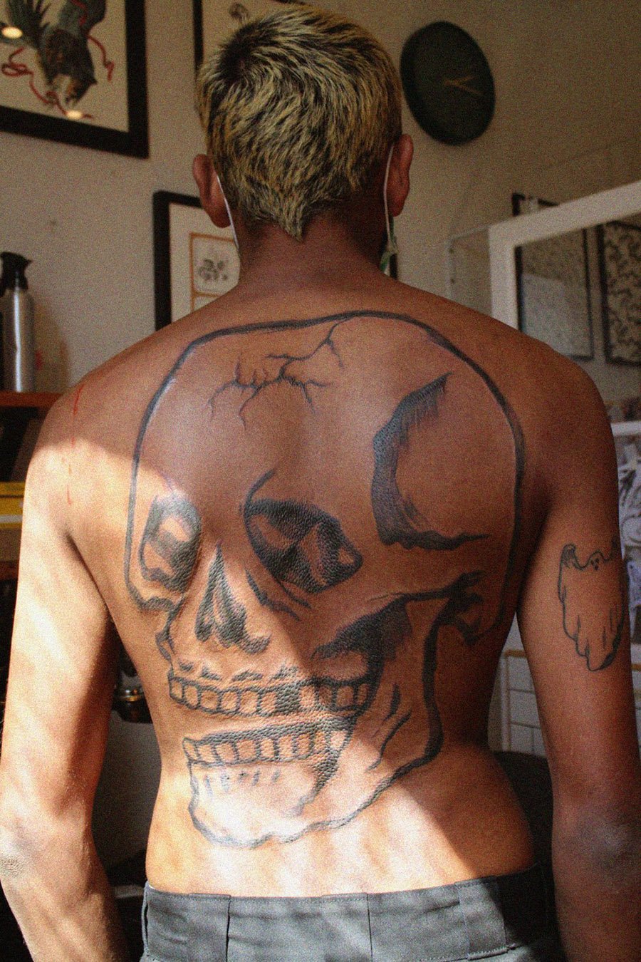 back piece skull mag drag bold male men tattoo Jacqueline may tattoo art.jpeg