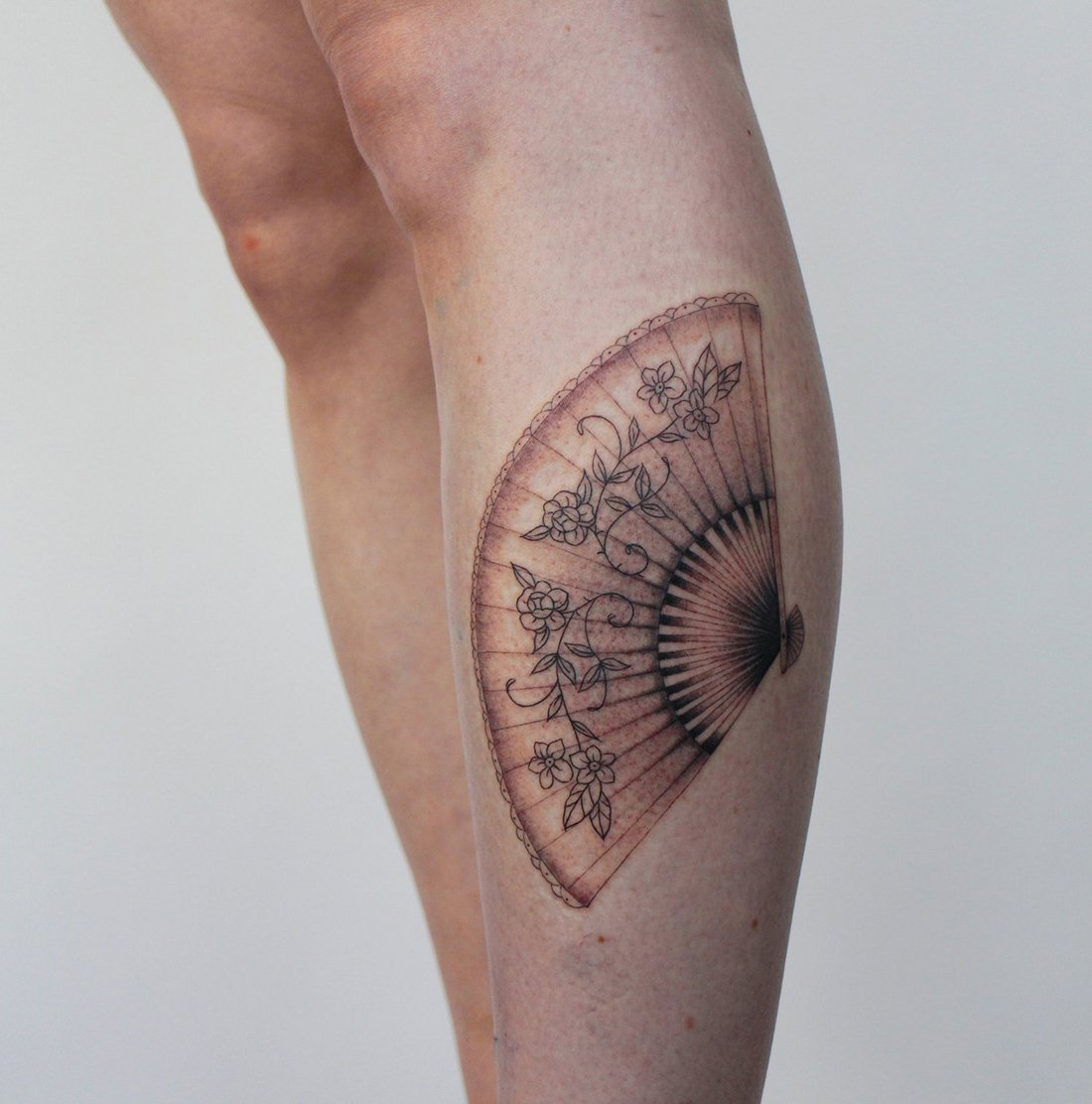 fan fine line delicate detail patternJacqueline may tattoo art.jpeg