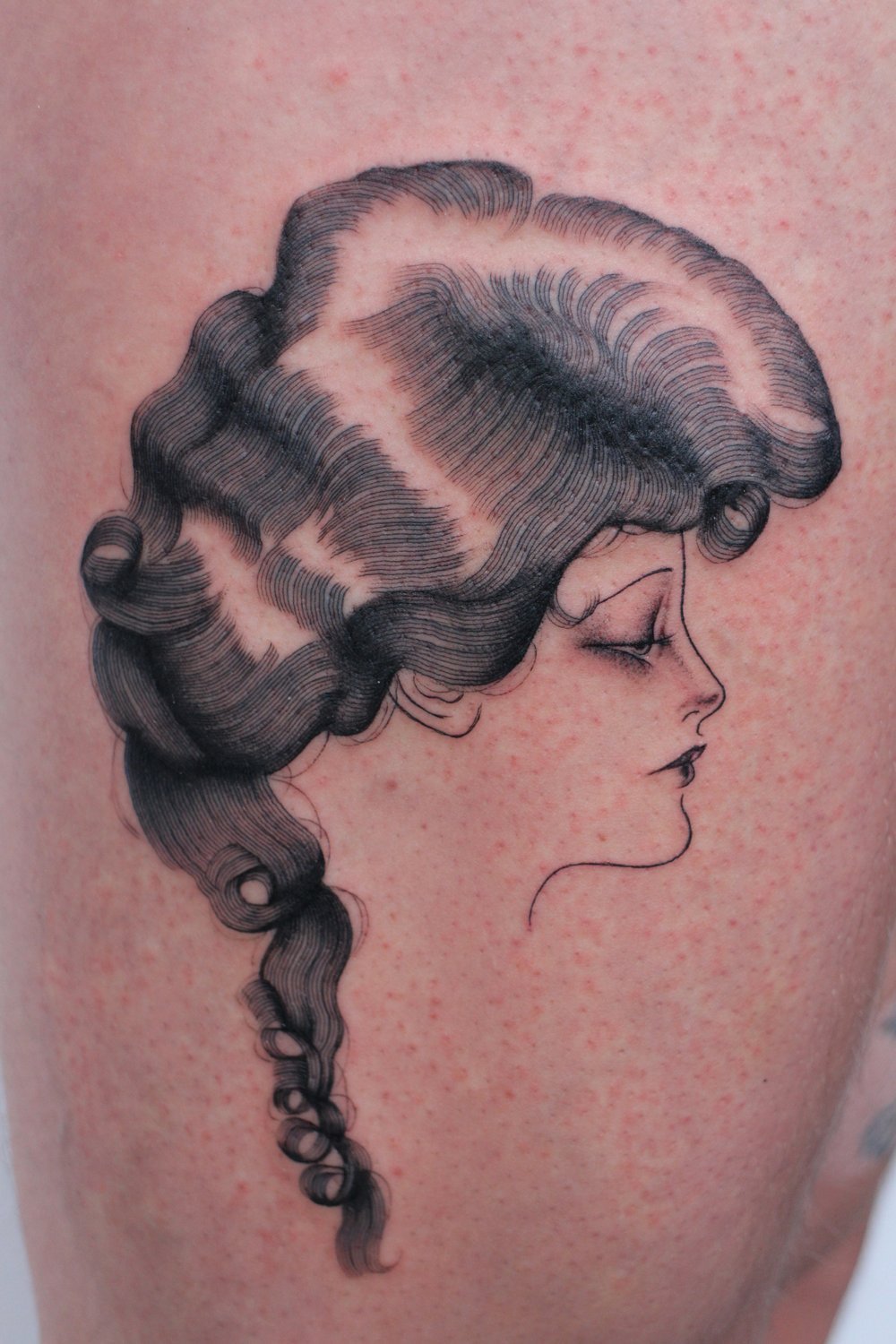 mag drag texture gibson girl Jacqueline may tattoo art black and grey toronto artist.jpeg