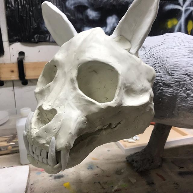 Perfectly normal Monday afternoon. #karljahnke #art#sculpture#artist#skulls#animalsculpture#artwork