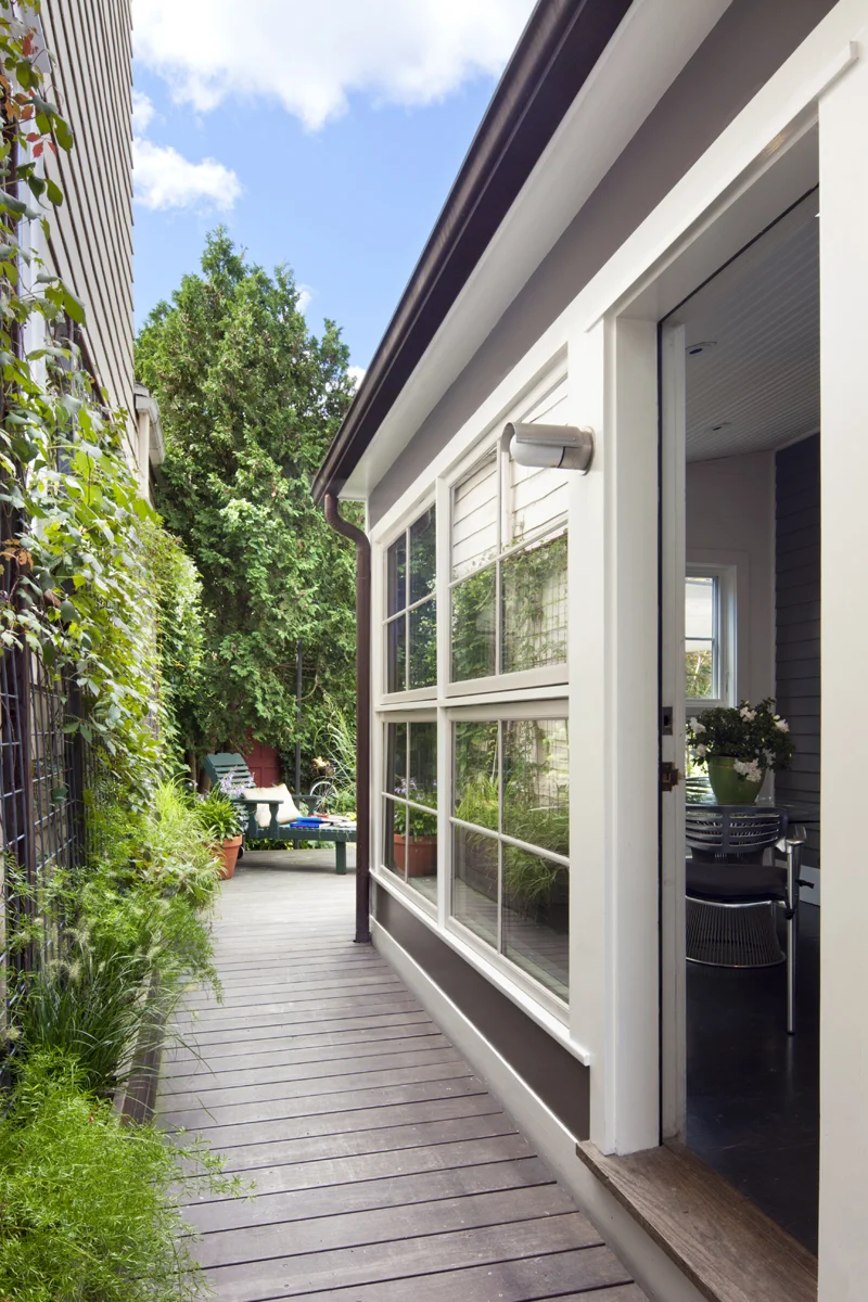 Smith House_Ext Side Entrance_HR.jpg