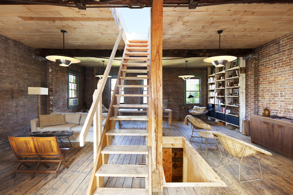 Smith House_Int Carriage House Studio Front_HR.jpg