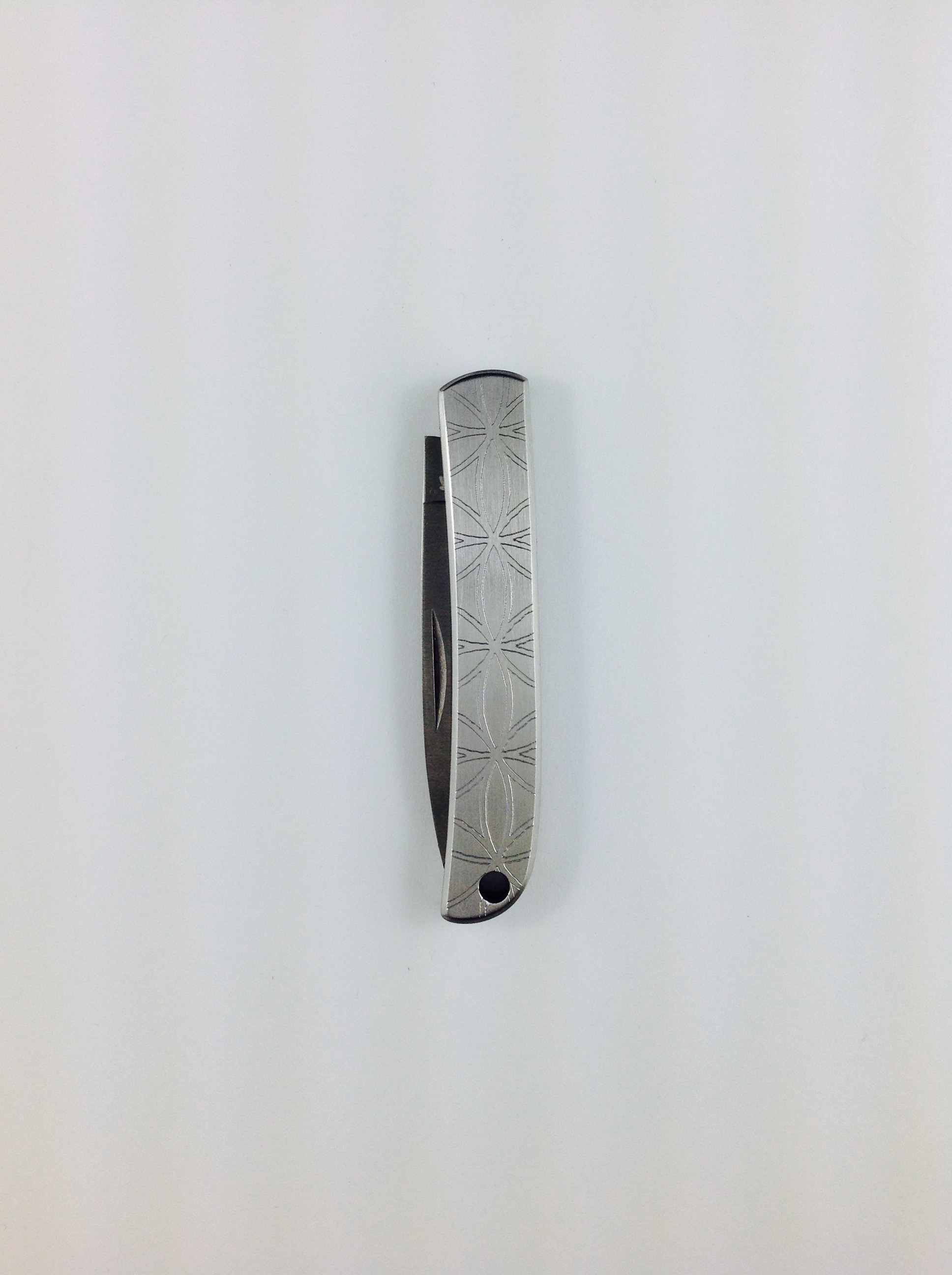 8-DigitalCarver-PocketKnife-FOL.jpeg