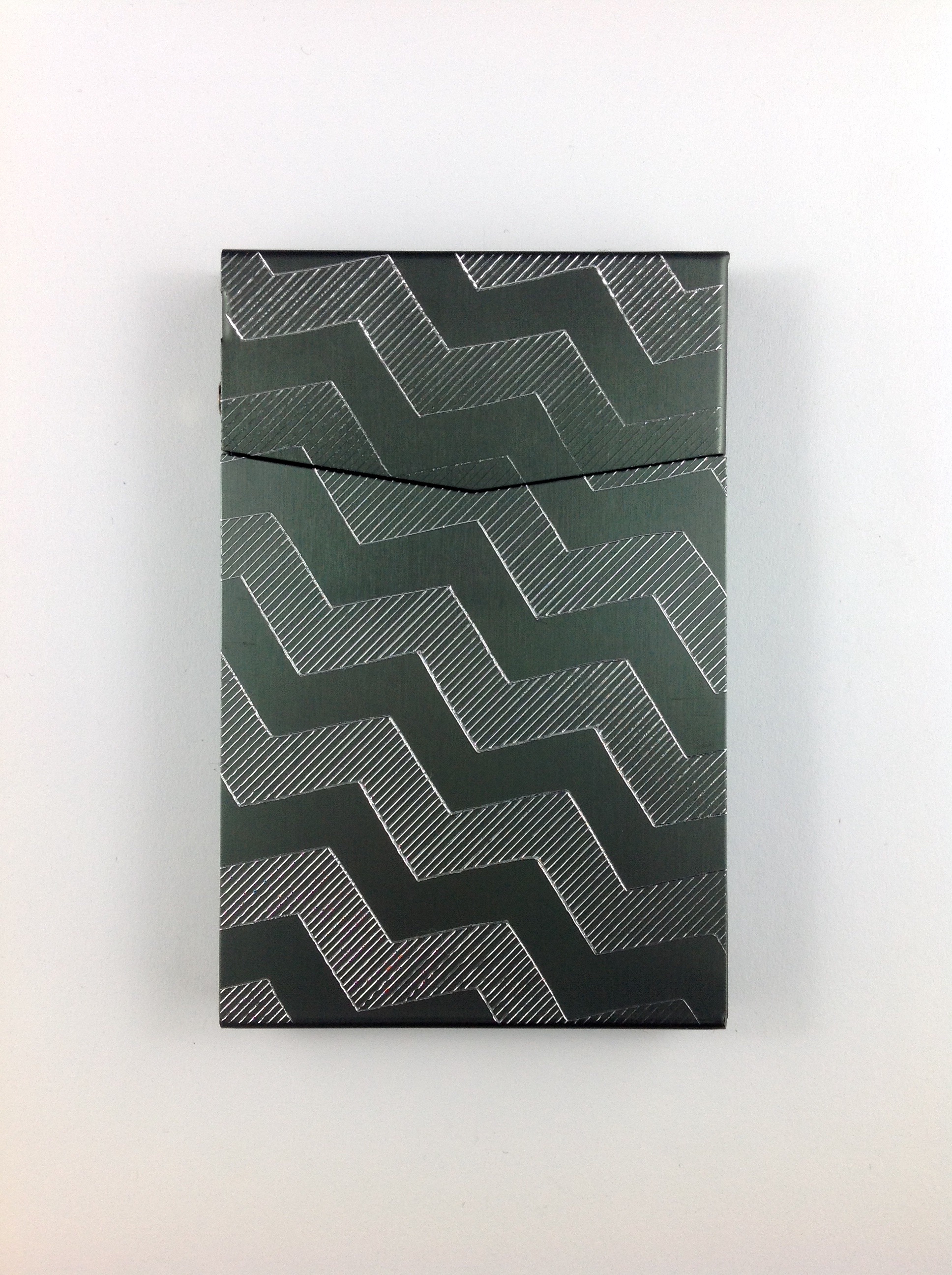 DigitalCarver-FlipCase-ZigZag.jpeg