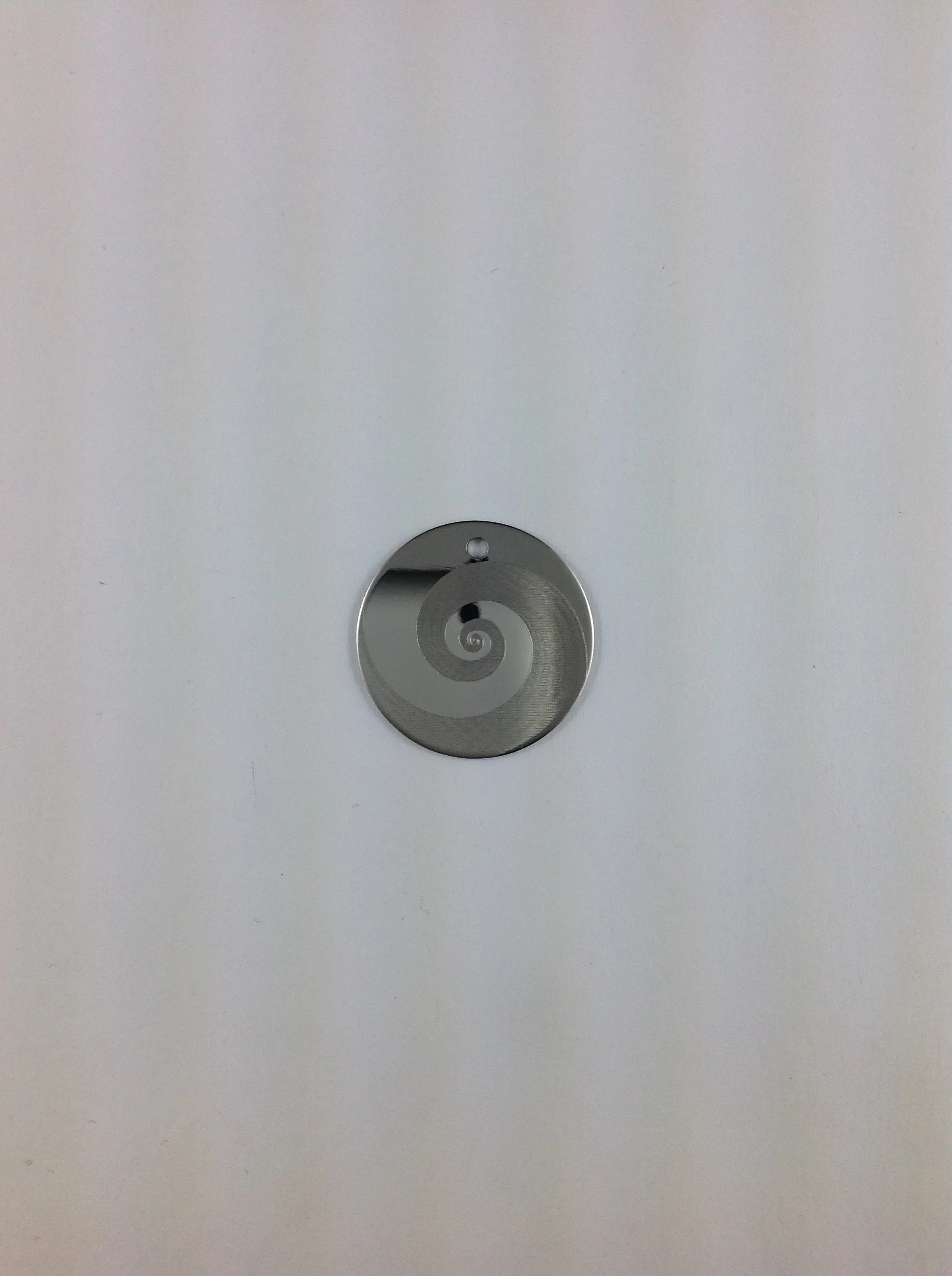 DigitalCarver-RoundPendant-IMG_3947.JPG