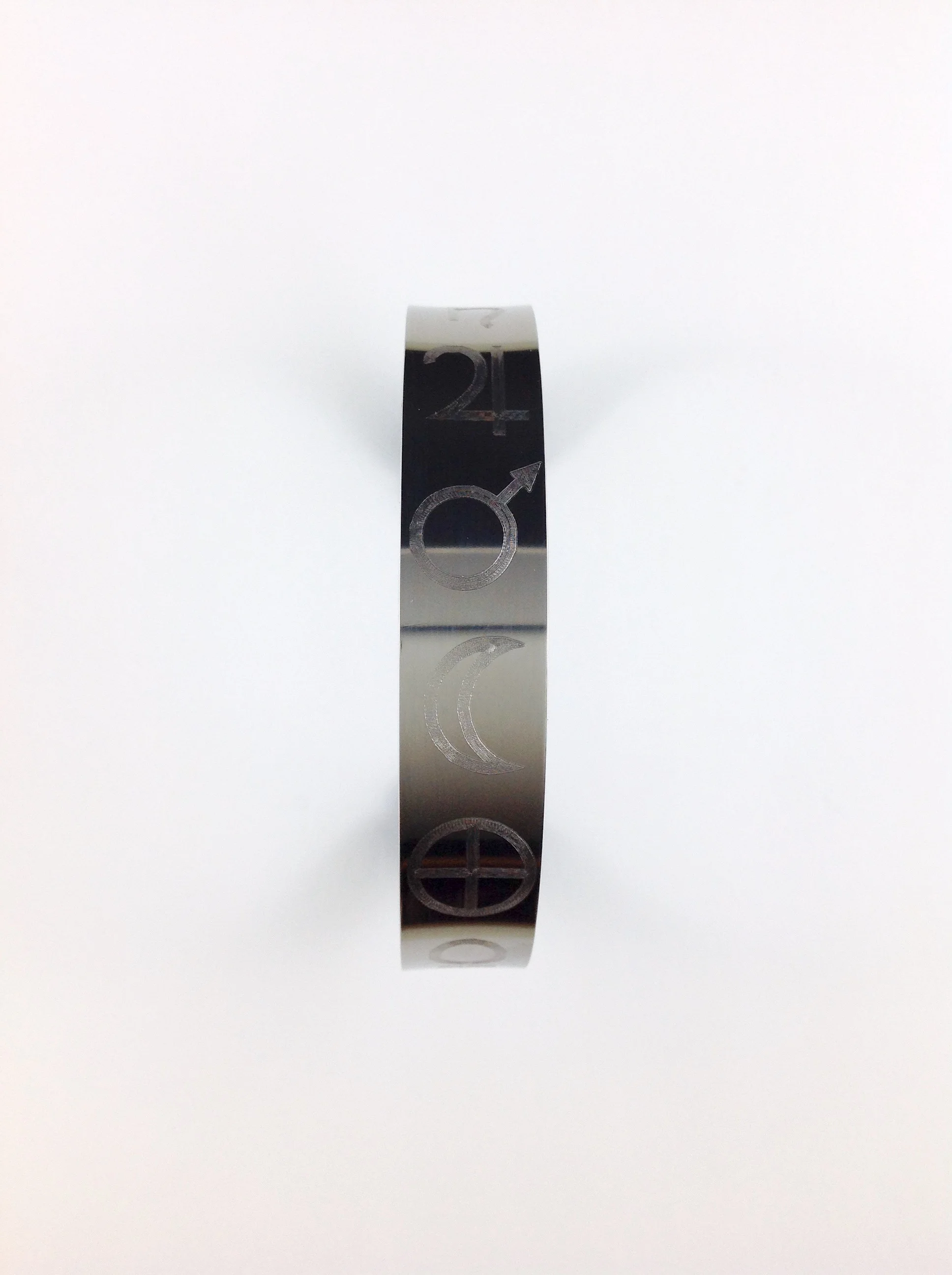 7-DigitalCarver-Cuff-SolarSystem.jpg