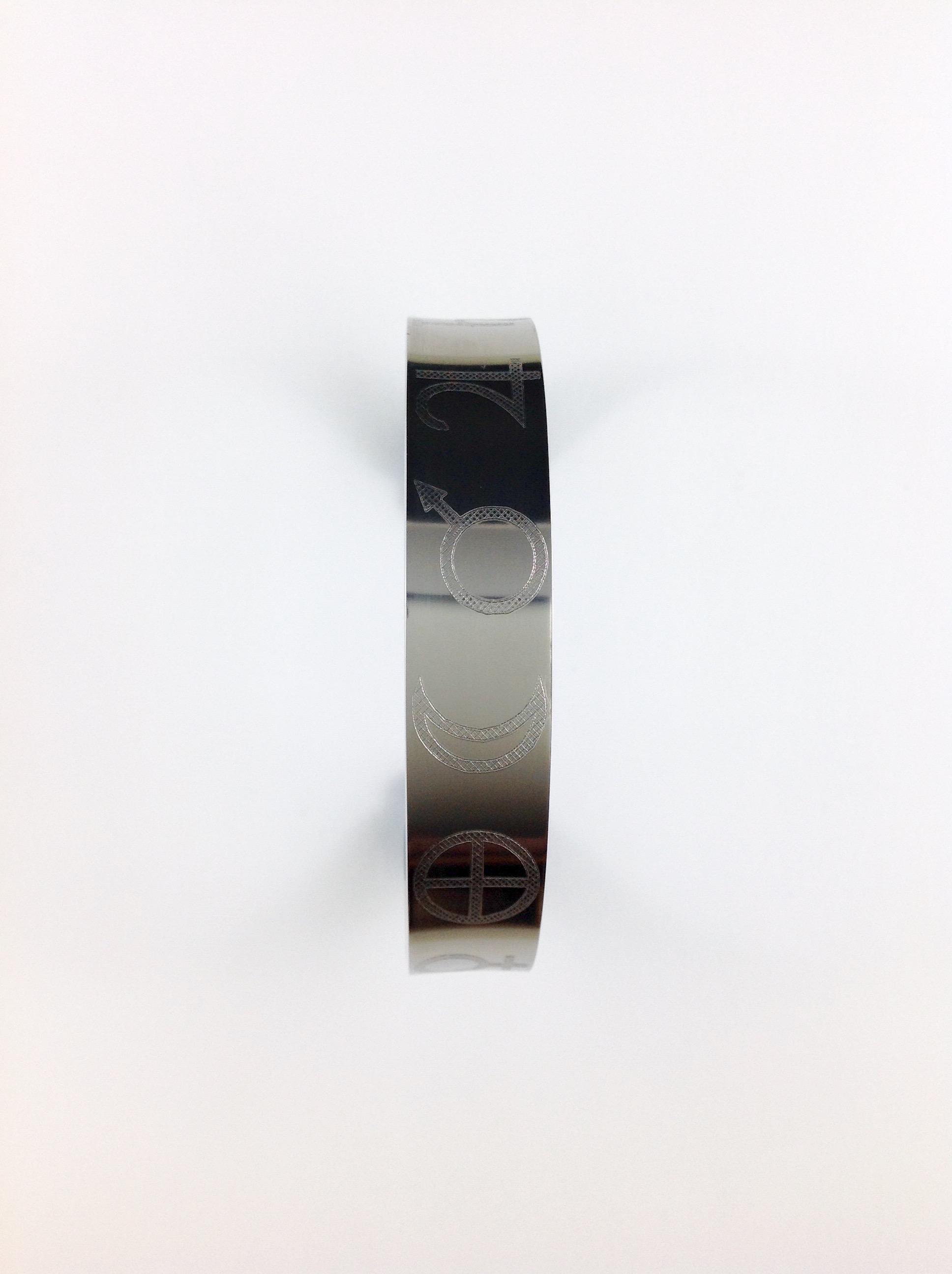 13-DigitalCarver-Cuff-SolarSystems.jpg