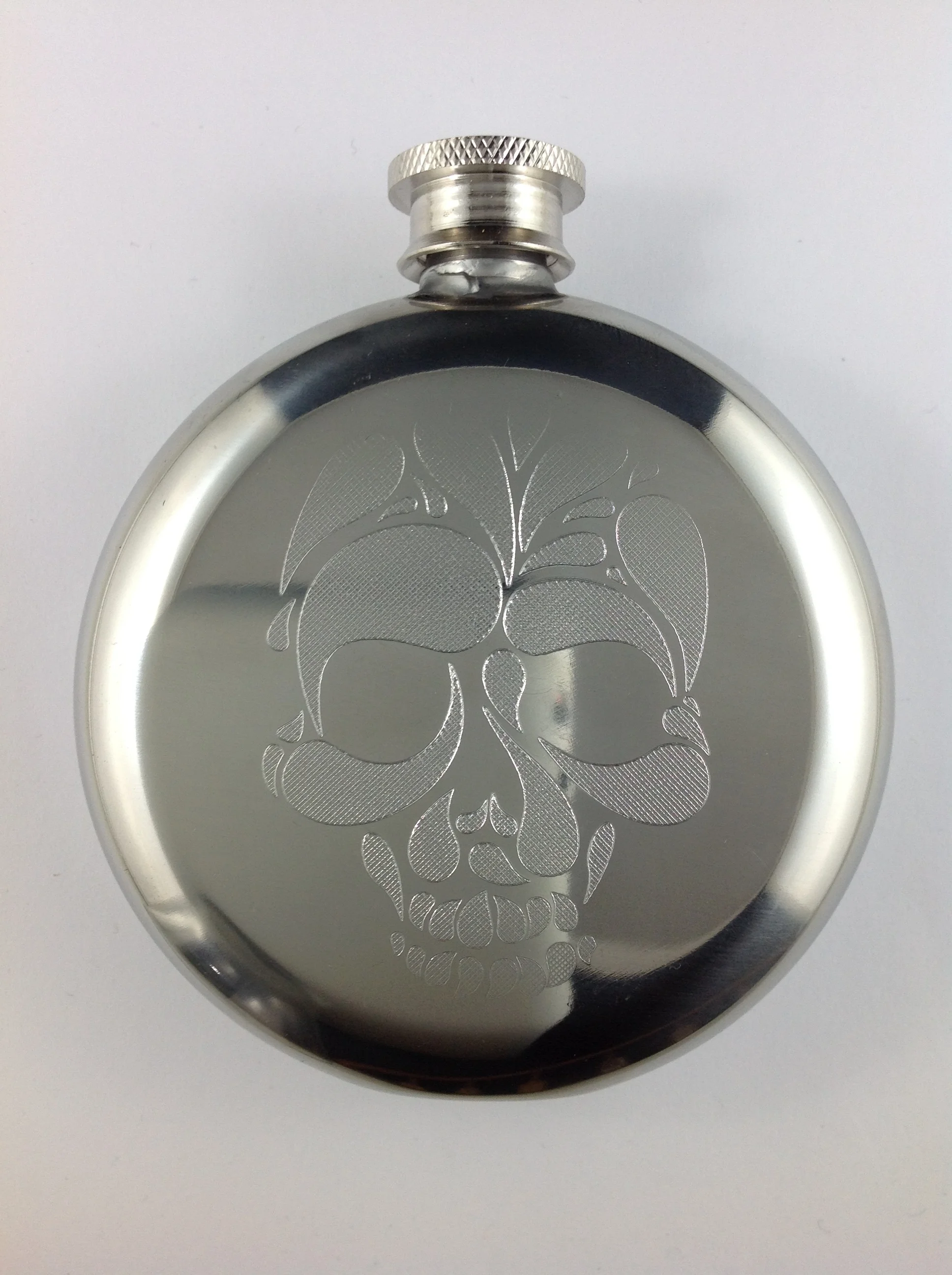 Digital Carver - Flask - Skull.JPG