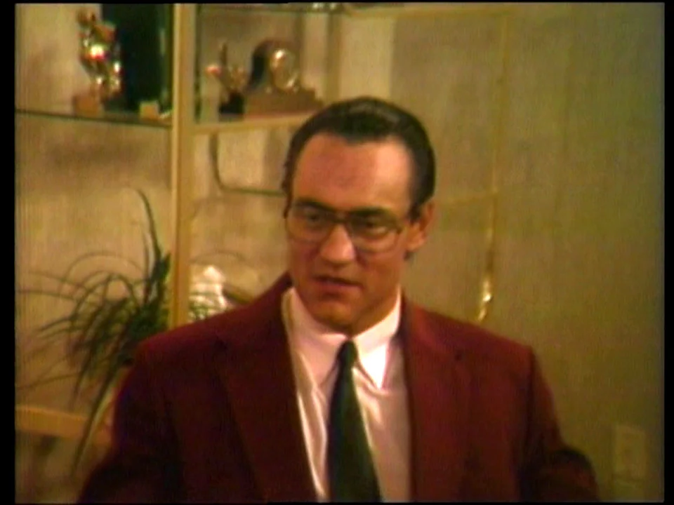 I can't decide if this is Discount Jim Belushi or Bargain Steven Segal.