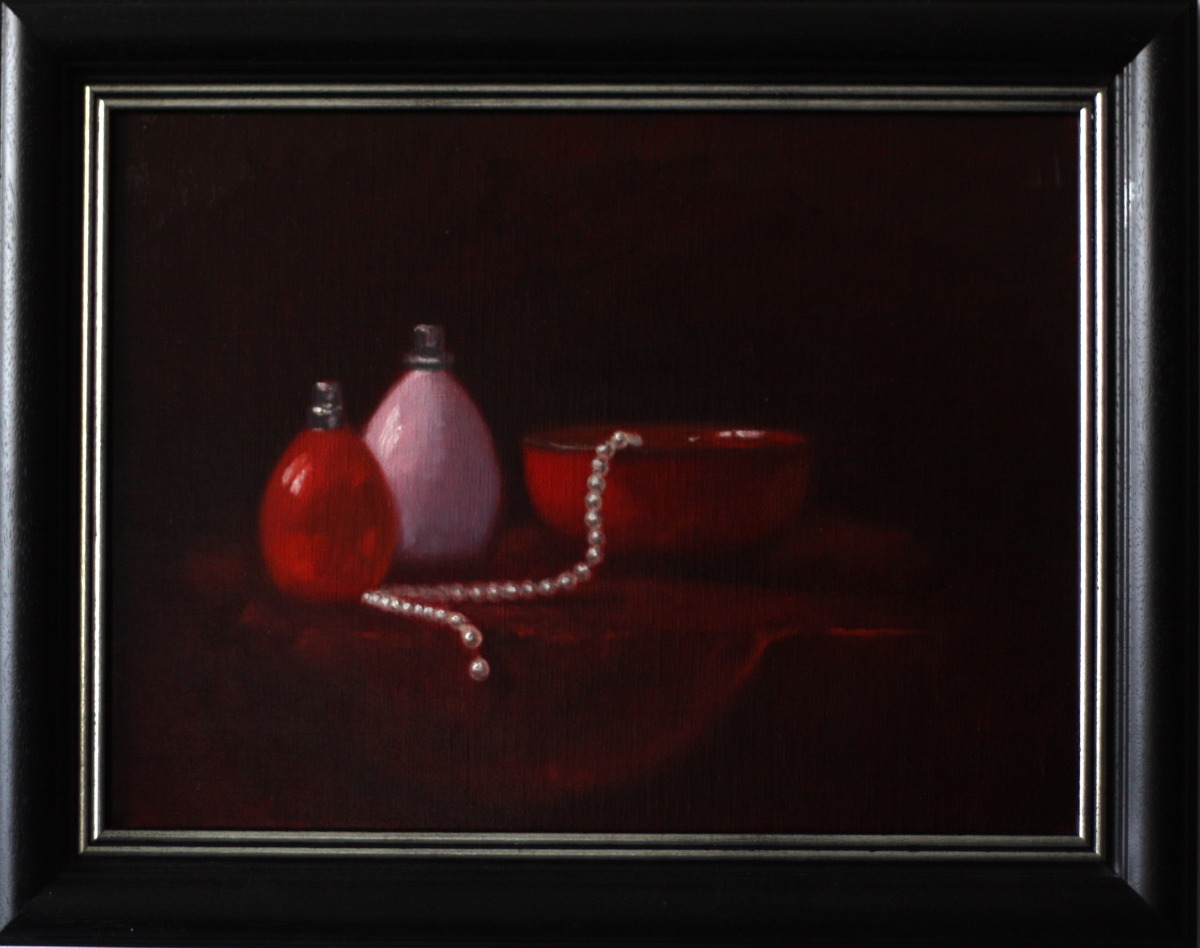 Perfume & pearls