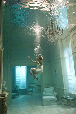 Phoebe Rudomino . Phoebe specializes in behind-the-scenes underwater stills and video for feature film, TV and commercials.
