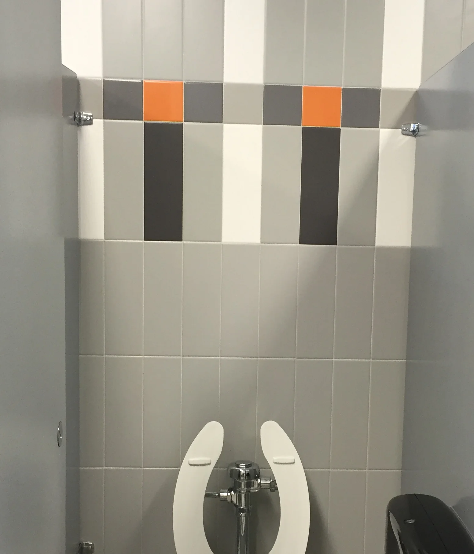 bathroom2.jpg