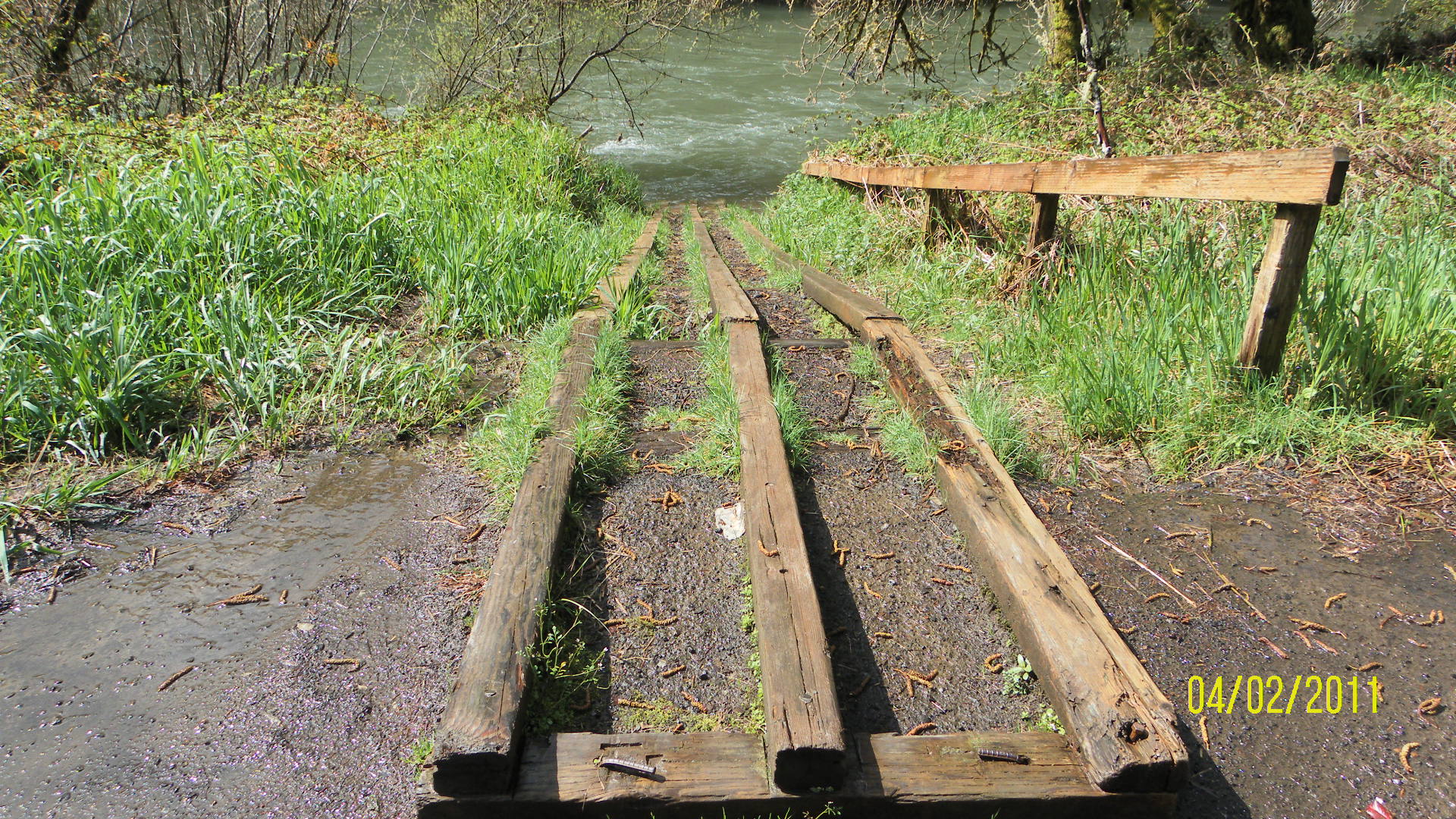 River Edge Boat Slide