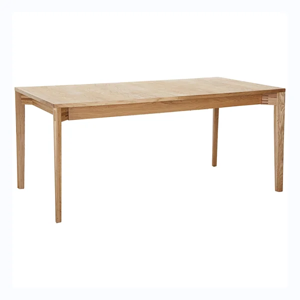 4. Pinter_table_iso_1.jpg