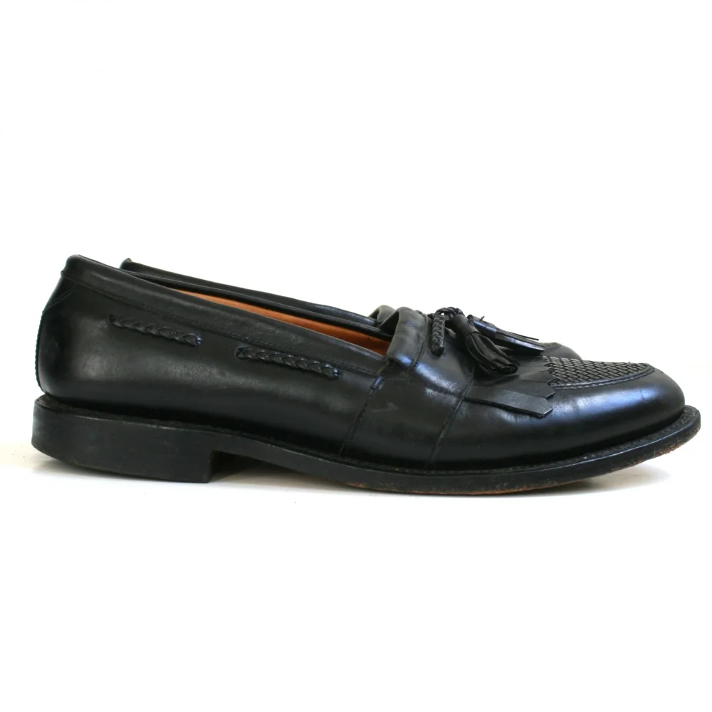 Allen Edmonds Cody Dress Shoe — TRAITOR display picture 2
