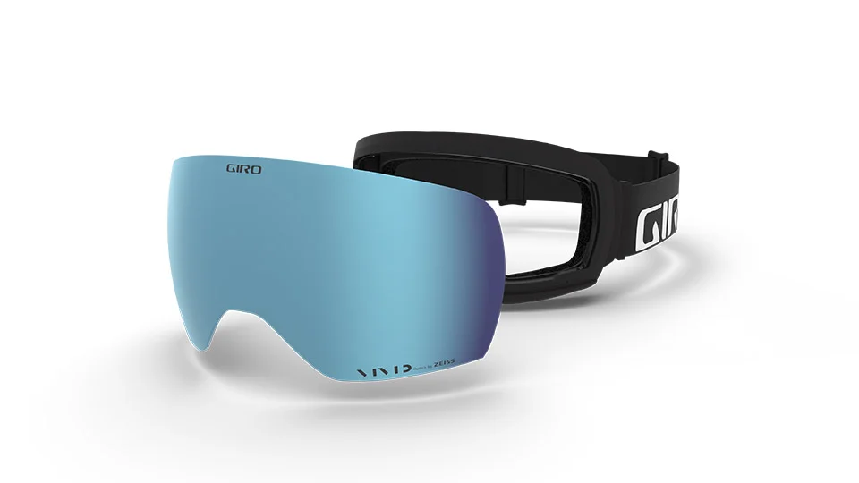 Giro_G_Article_BlackWordmark_VividRoyal_02_alpha (1).jpg