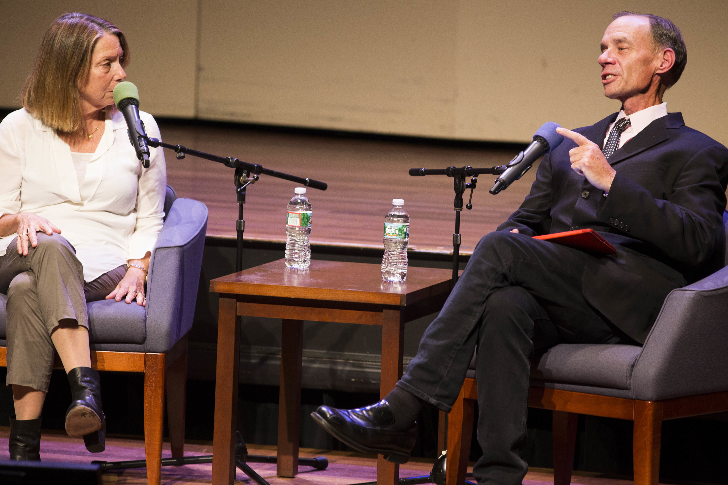 Media and culture critic for the New York Times David Carr (L)and former Times executive editor Jill Abramson(R). By Ann Wang