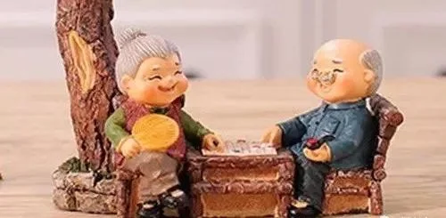 OLD COUPLE.jpg