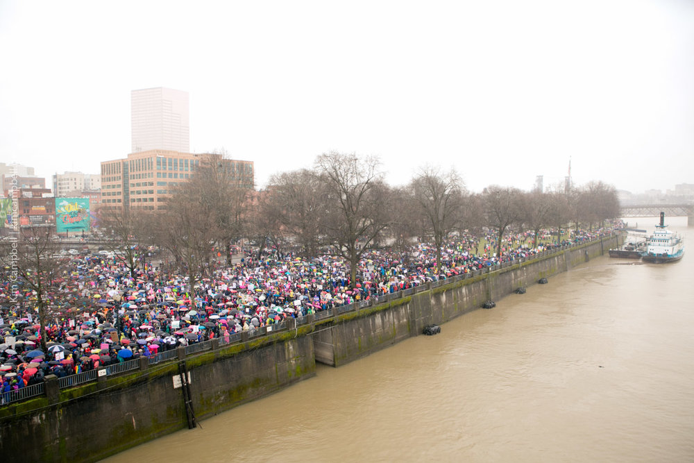 Kim-Campbell_Portland-photographer_01-21-2017_womens-march-5.jpg