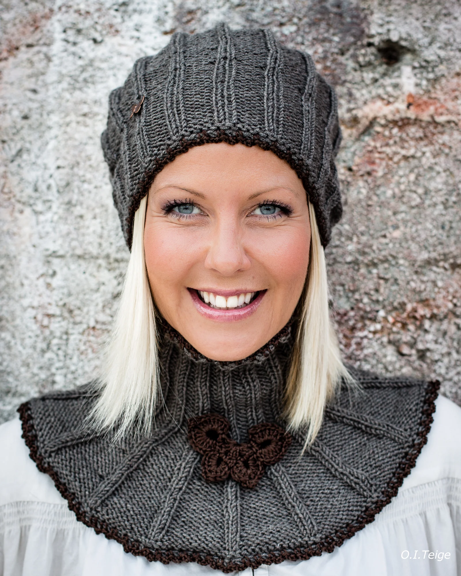 Carina Mjønes, styling by http://www.cspabuddakan.no. Costumes by http://www.naalfrua.vpweb.no . Photo by Odd Inge 