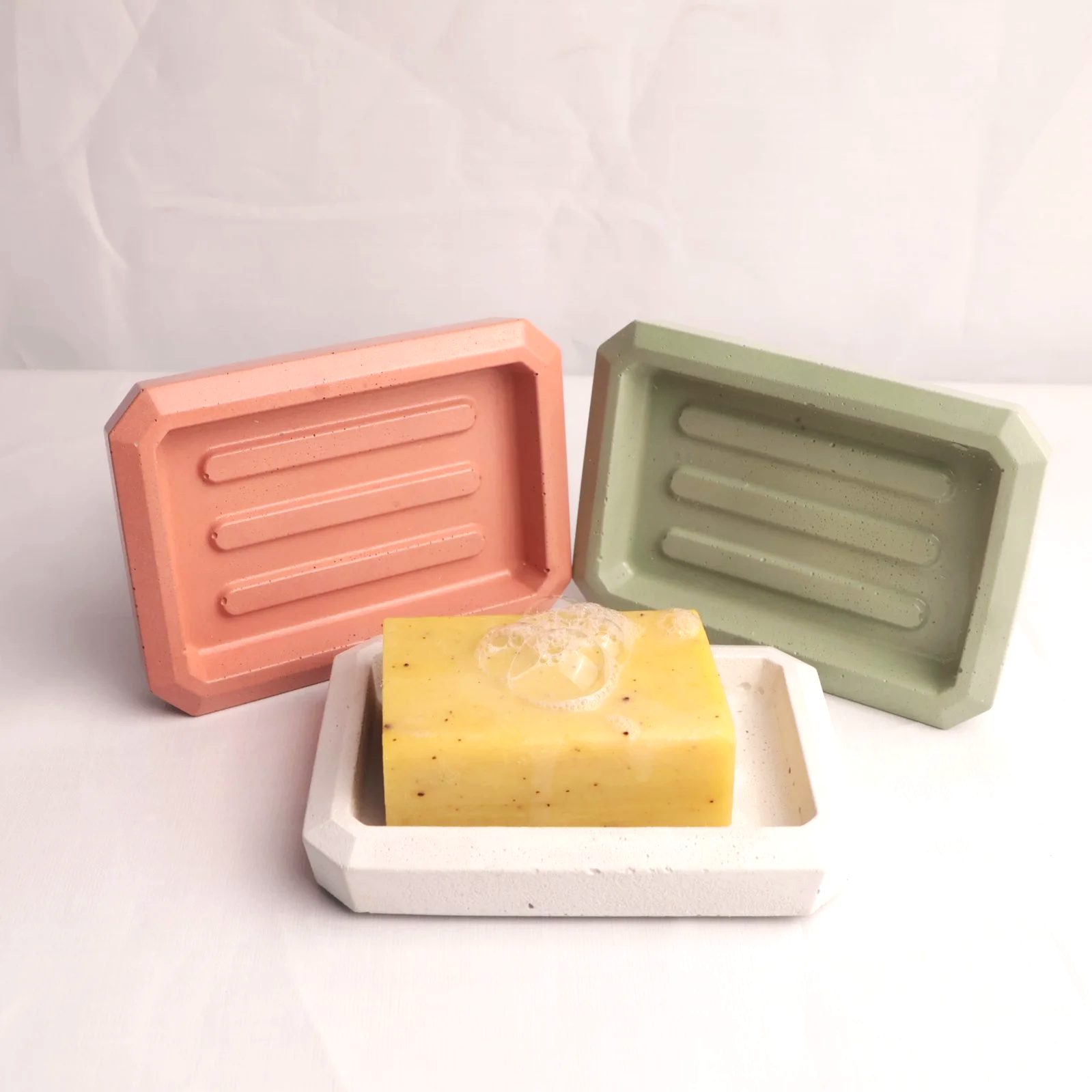 eco-friendly+concrete+all+natural+handmade+soap+dish+with+soap++made+in+the+USA.png
