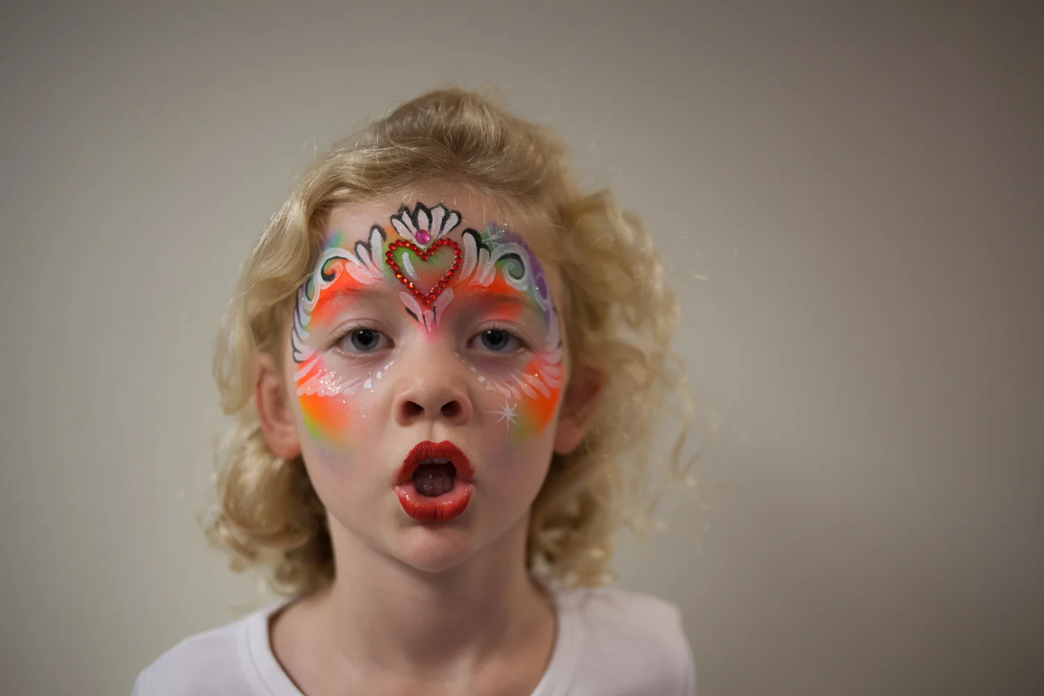 Loving the lipstick- the highlight!