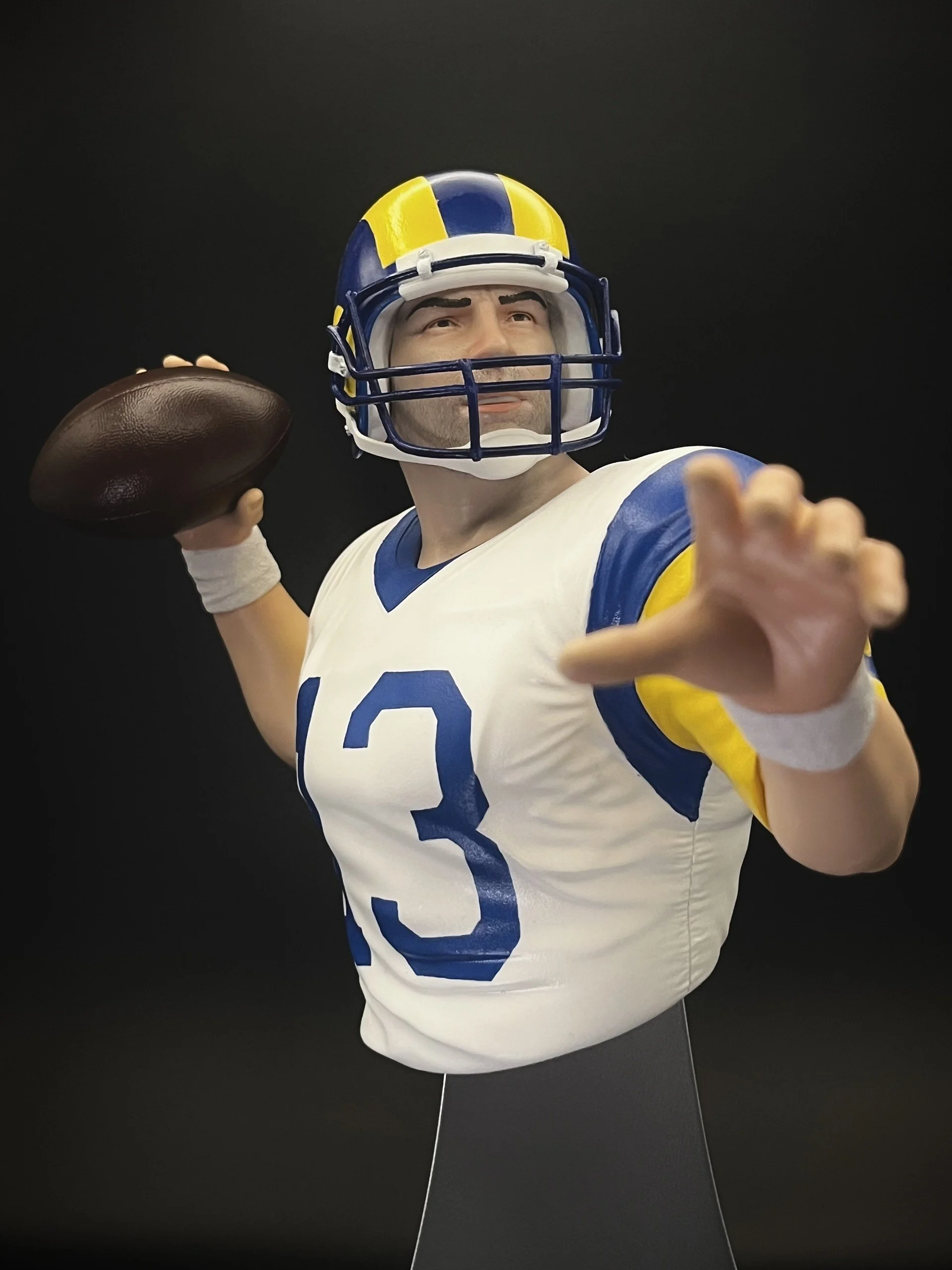 Kurt Warner Bust
