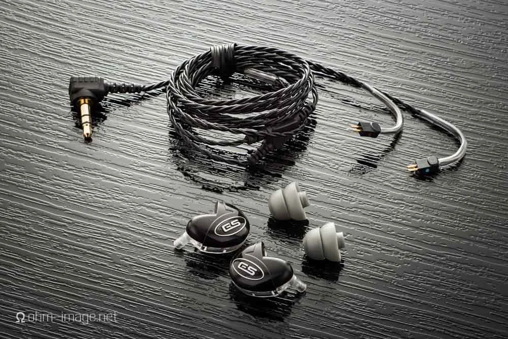 Earsonics-SM64-top.jpg