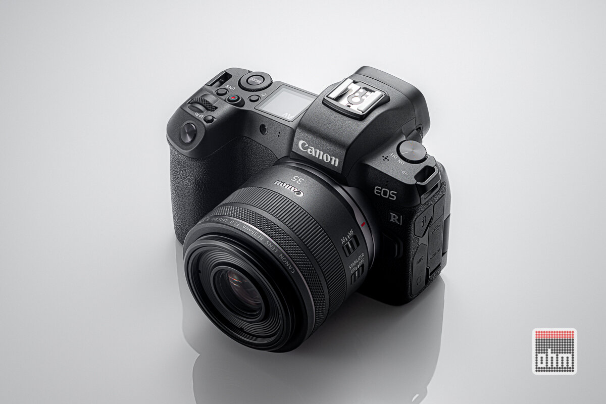 Canon EOS R-15.jpg