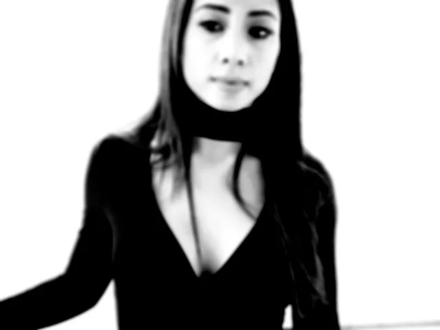 Sequence 01.00_00_23_10.Still006.jpg