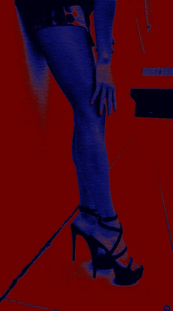 Sequence 01.00_00_34_24.Still040.jpg