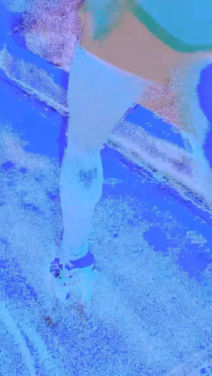 divide.00_01_23_27.Still011.jpg