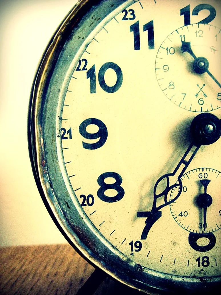 old_clock_by_neyle.jpg