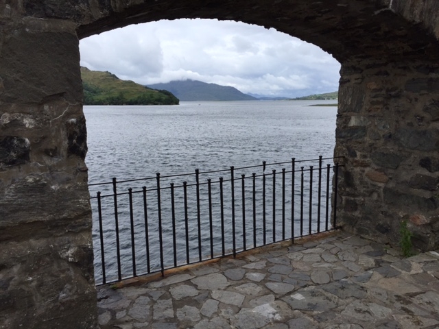A Castle View of the Highlands