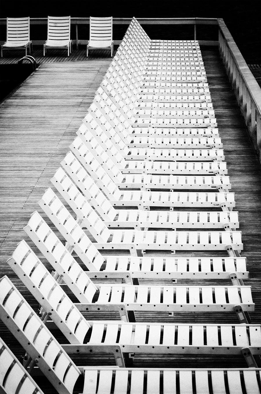 como chairs copy.jpg