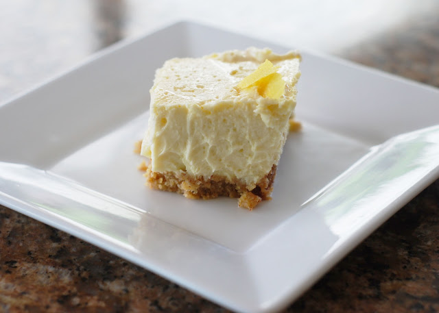 Lemoncello+Cheesecake+bar.jpg