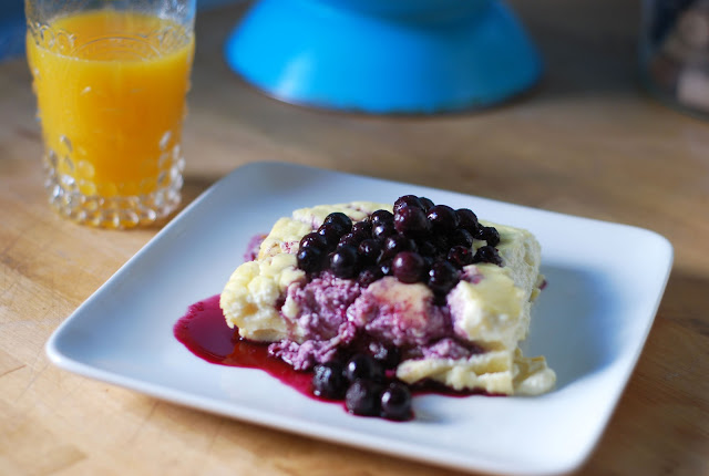 Cheese+Blintz+w+Blueberry+sauce.jpg