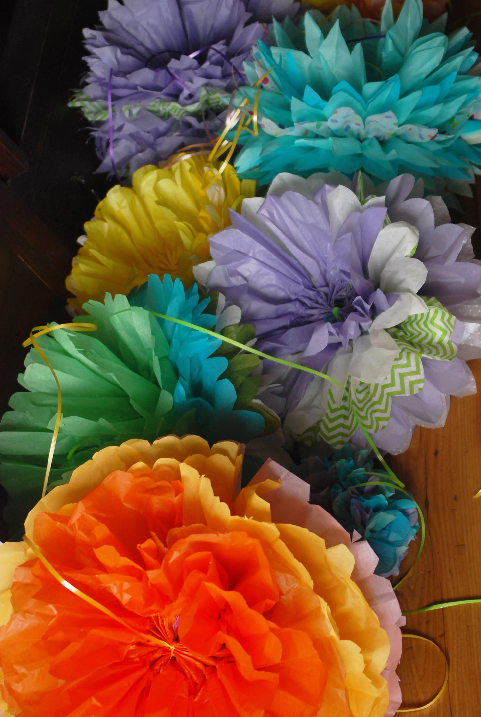 Tissue PomPom Coral Reef.jpg