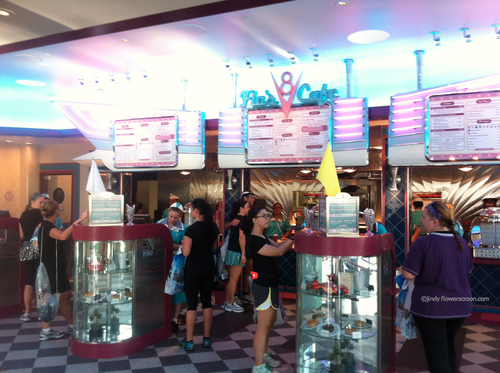 4375128-16188074-thumbnail.jpg
