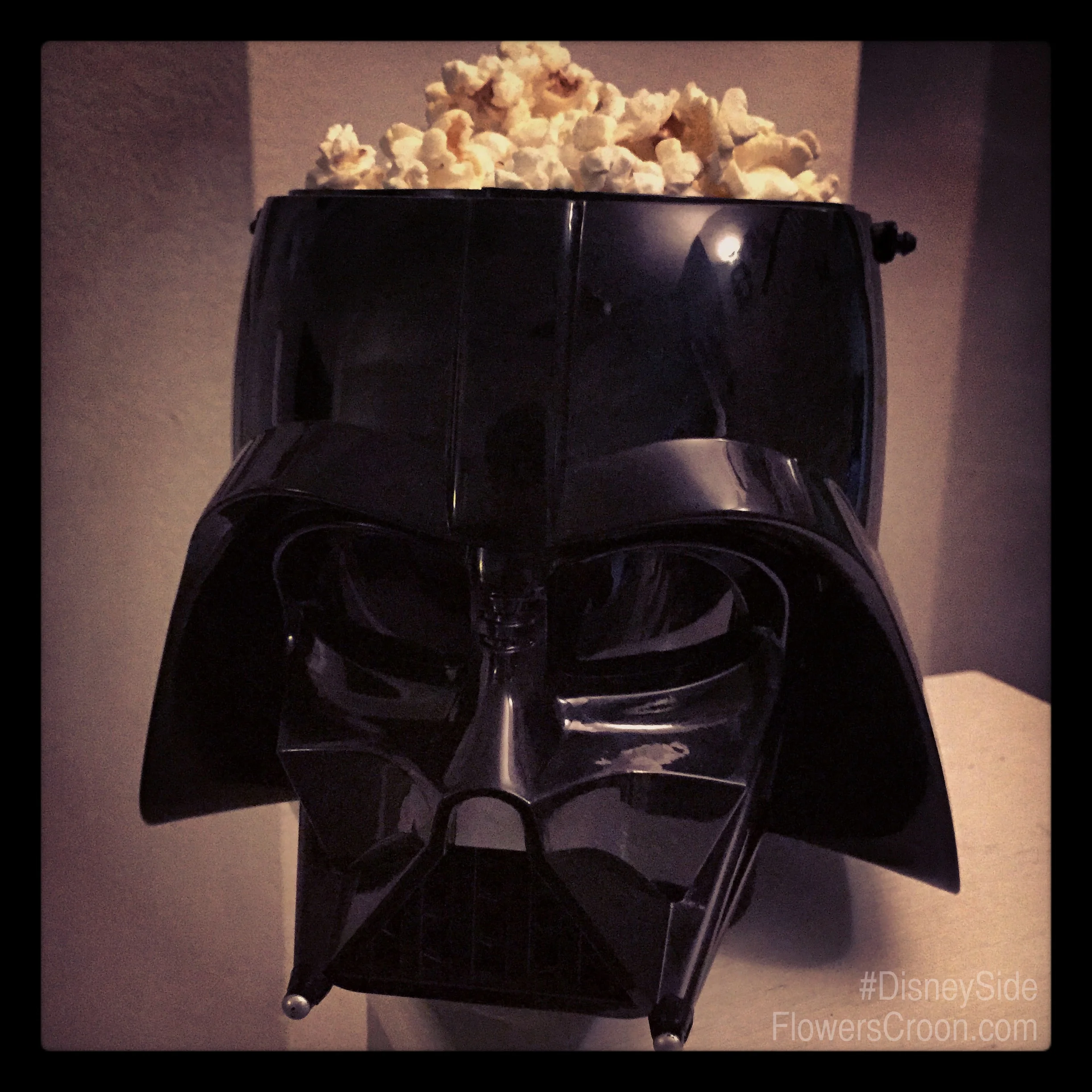DisneySide-Darth-Vader-Popcorn-Bucket.jpg