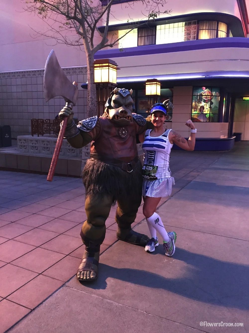 Gamorrean-Guard-disneyland.jpg