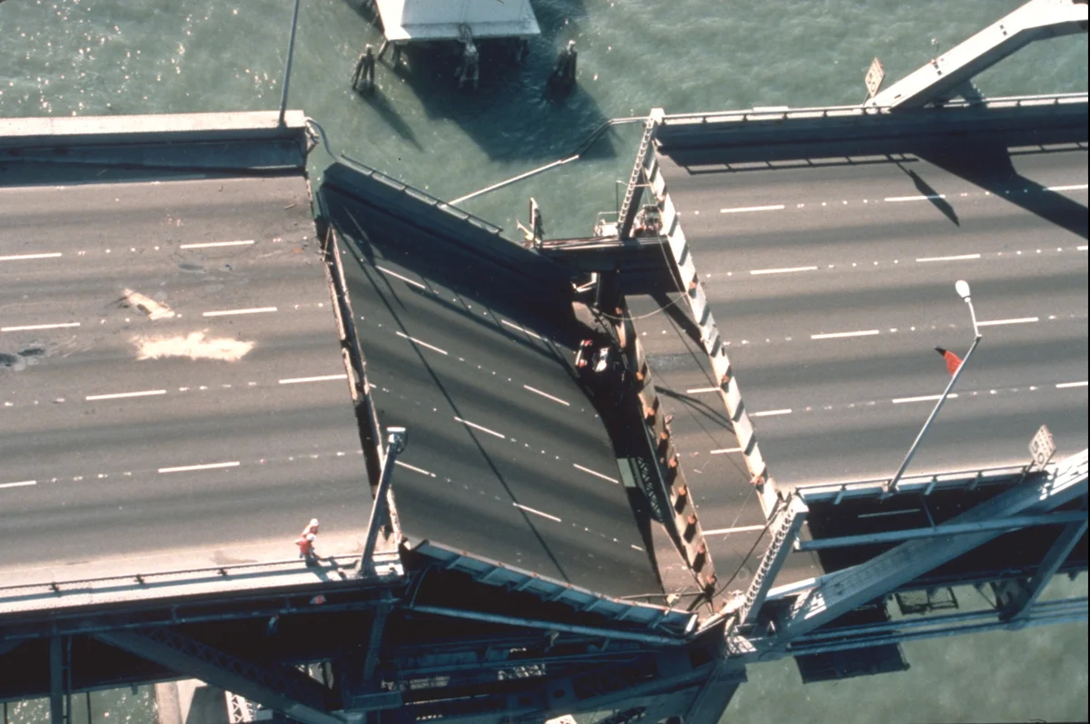 Actual Bay Bridge Collapse 1989