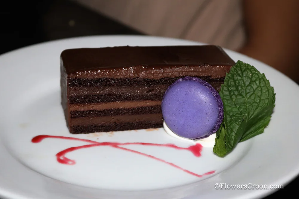 blue-bayou-paint-the-night-dessert.jpg