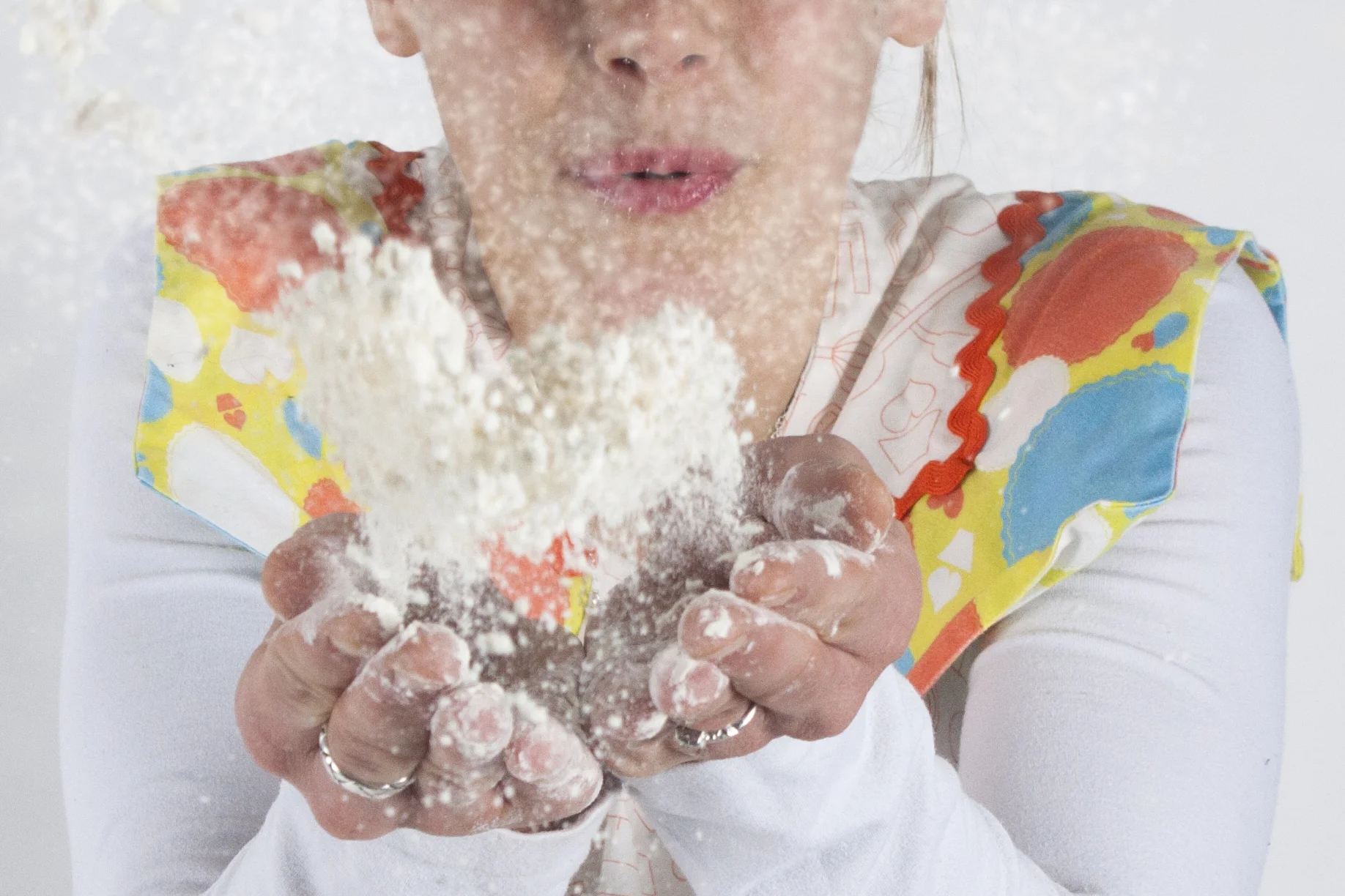 Apron-Flour.jpg
